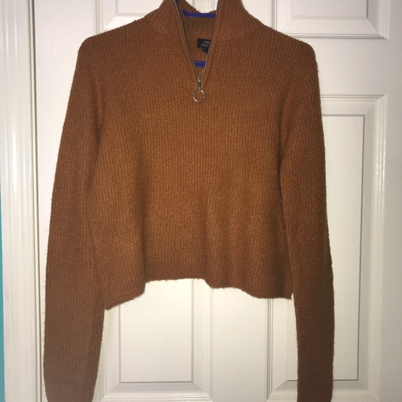 Cropped, quarter zip sweater - Picture 1 of 1